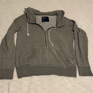 American Eagle pull over zip up